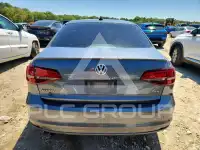 2017 Volkswagen Jetta фото