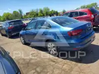 2017 Volkswagen Jetta photo