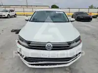 2017 Volkswagen Jetta фото