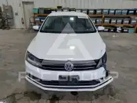 2017 Volkswagen Jetta фото
