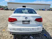 2017 Volkswagen Jetta фото