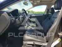 2017 Volkswagen Jetta фото