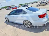 2017 Volkswagen Jetta фото