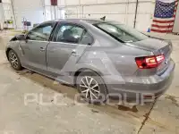 2017 Volkswagen Jetta фото