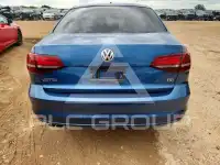 2017 Volkswagen Jetta фото