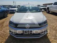 2017 Volkswagen Jetta photo
