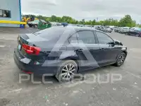 2017 Volkswagen Jetta фото