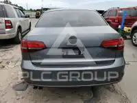 2017 Volkswagen Jetta фото