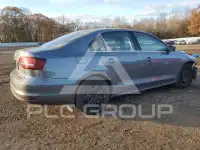 2017 Volkswagen Jetta photo