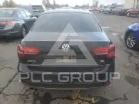 2017 Volkswagen Jetta photo