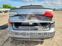 2017 Volkswagen Jetta фото