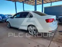 2017 Volkswagen Jetta фото