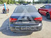 2017 Volkswagen Jetta photo