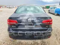 2017 Volkswagen Jetta photo