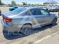 2017 Volkswagen Jetta фото