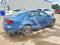 2017 Volkswagen Jetta photo