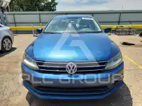 2017 Volkswagen Jetta фото