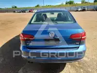 2017 Volkswagen Jetta фото