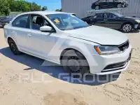 2017 Volkswagen Jetta фото