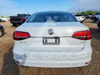 2017 Volkswagen Jetta фото