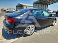 2017 Volkswagen Jetta фото