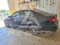 2017 Volkswagen Jetta фото