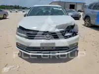 2017 Volkswagen Jetta фото