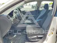 2017 Volkswagen Jetta фото