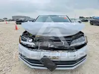 2017 Volkswagen Jetta фото