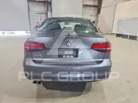 2017 Volkswagen Jetta фото