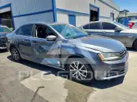 2017 Volkswagen Jetta фото