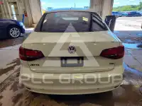 2017 Volkswagen Jetta фото