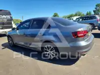 2017 Volkswagen Jetta фото