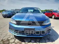 2017 Volkswagen Jetta фото