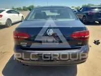 2017 Volkswagen Jetta фото