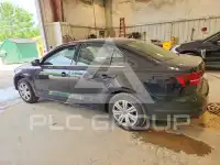 2017 Volkswagen Jetta фото