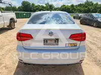 2017 Volkswagen Jetta фото