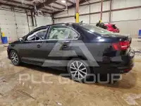 2017 Volkswagen Jetta фото