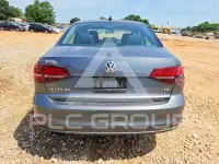 2017 Volkswagen Jetta photo