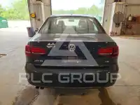 2017 Volkswagen Jetta фото