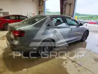 2017 Volkswagen Jetta фото