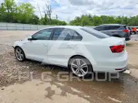 2017 Volkswagen Jetta фото