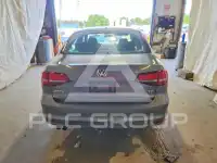 2017 Volkswagen Jetta фото