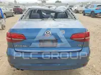 2017 Volkswagen Jetta фото