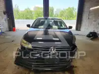 2017 Volkswagen Jetta фото