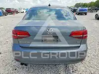 2017 Volkswagen Jetta photo