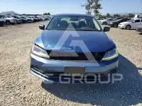 2017 Volkswagen Jetta photo
