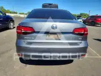2017 Volkswagen Jetta фото
