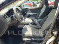 2017 Volkswagen Jetta photo
