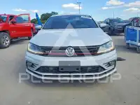 2017 Volkswagen Jetta photo